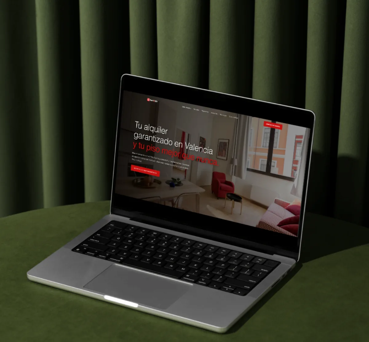 Web de Rent2Win, gestión de alquiler garantizado en Valencia, en la pantalla de un portátil
